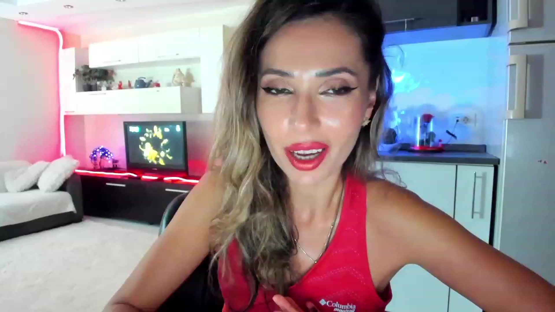 Gallery image thumbnail from SmileyTinaa's myfreecams stream on, 10/30/2023, 22:53 image 17 of 20