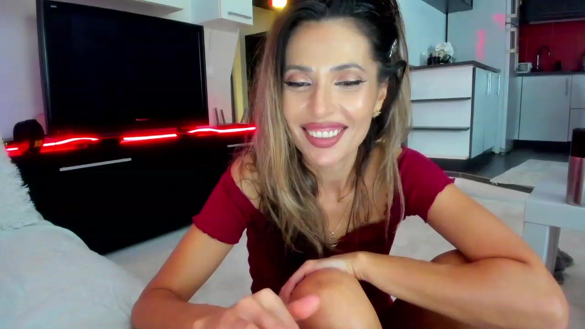 Gallery image thumbnail from SmileyTinaa's myfreecams stream on, 11/09/2023, 01:55 image 7 of 20