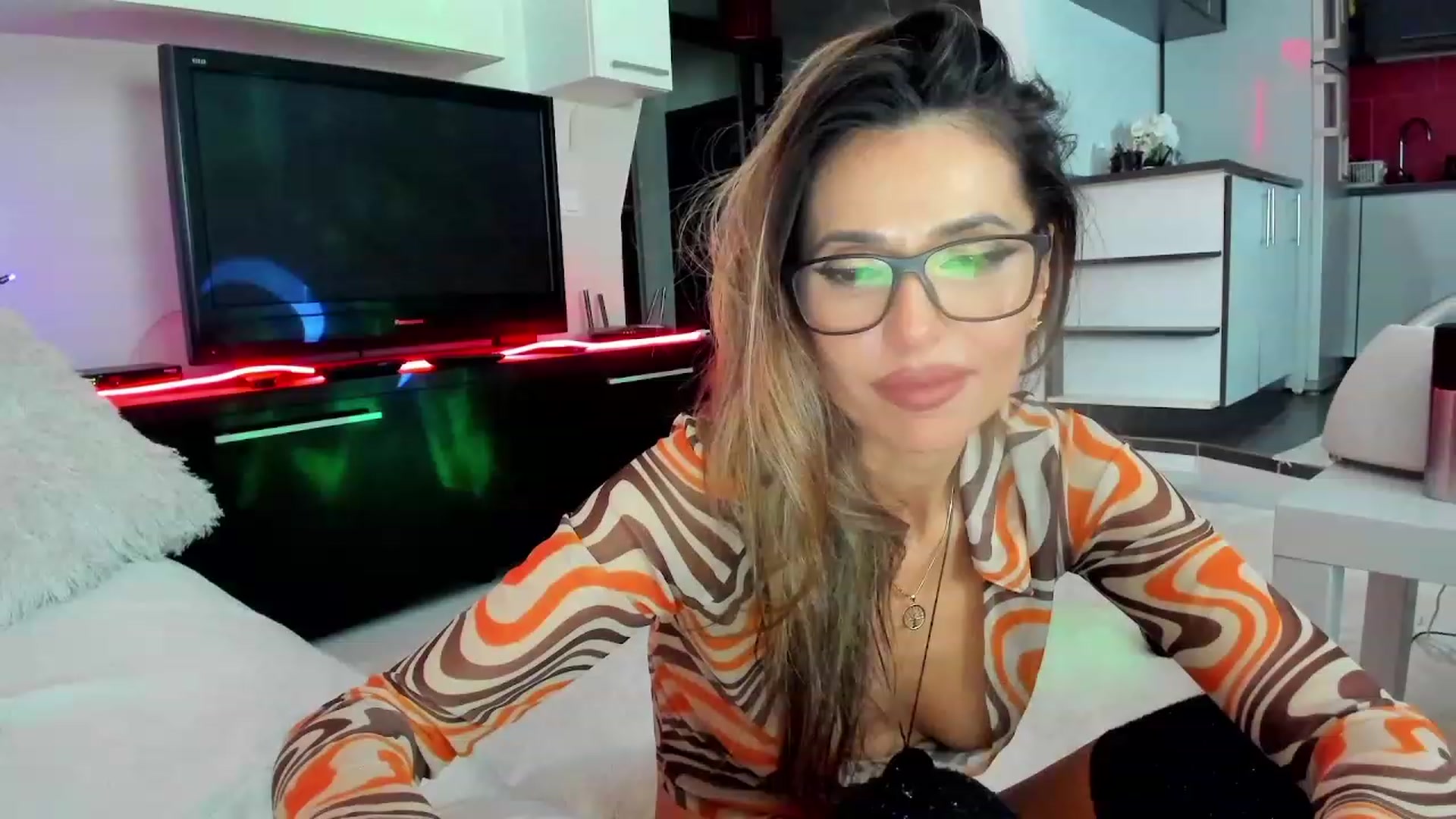 Gallery image thumbnail from SmileyTinaa's myfreecams stream on, 11/11/2023, 03:42 image 20 of 20