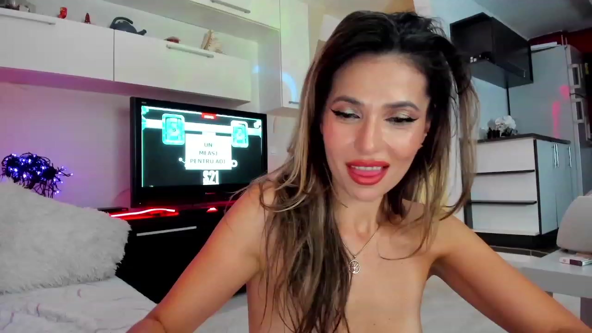 Gallery image thumbnail from SmileyTinaa's myfreecams stream on, 11/18/2023, 01:20 image 8 of 20