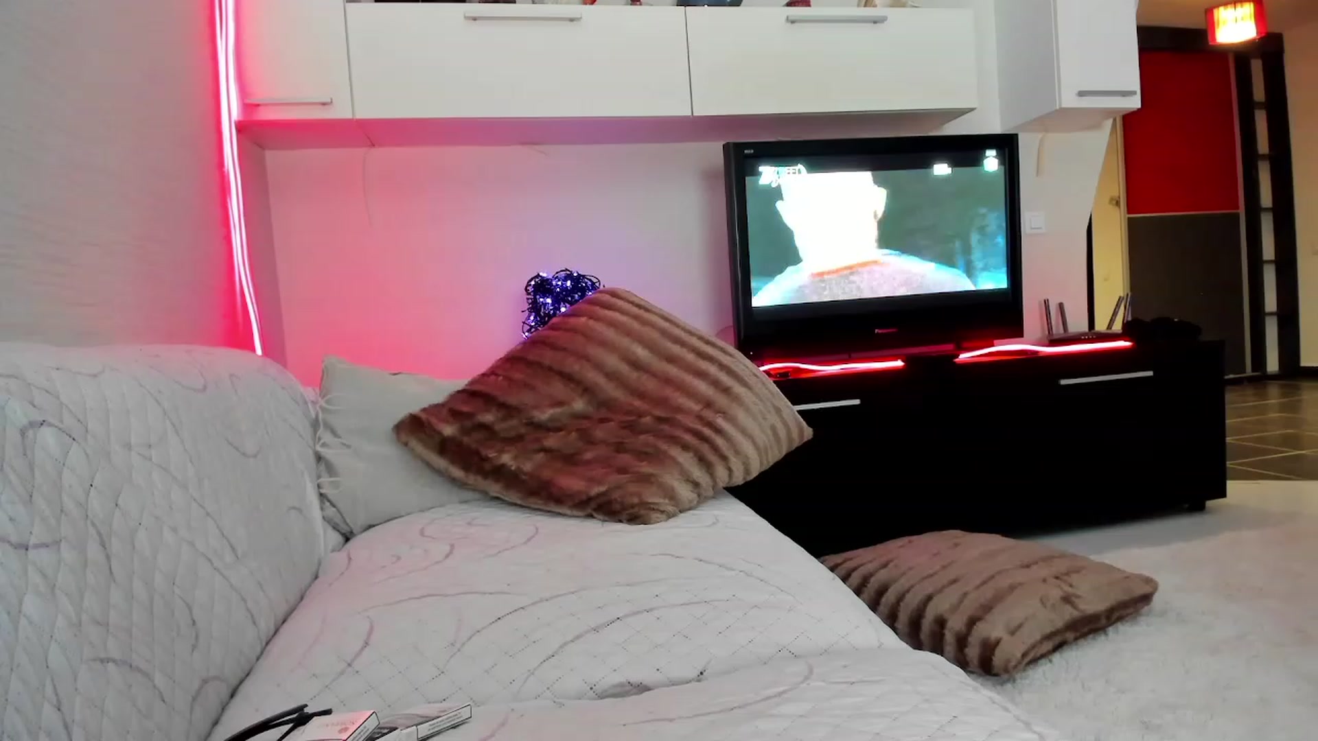 Gallery image thumbnail from SmileyTinaa's myfreecams stream on, 11/29/2023, 24:52 image 20 of 20