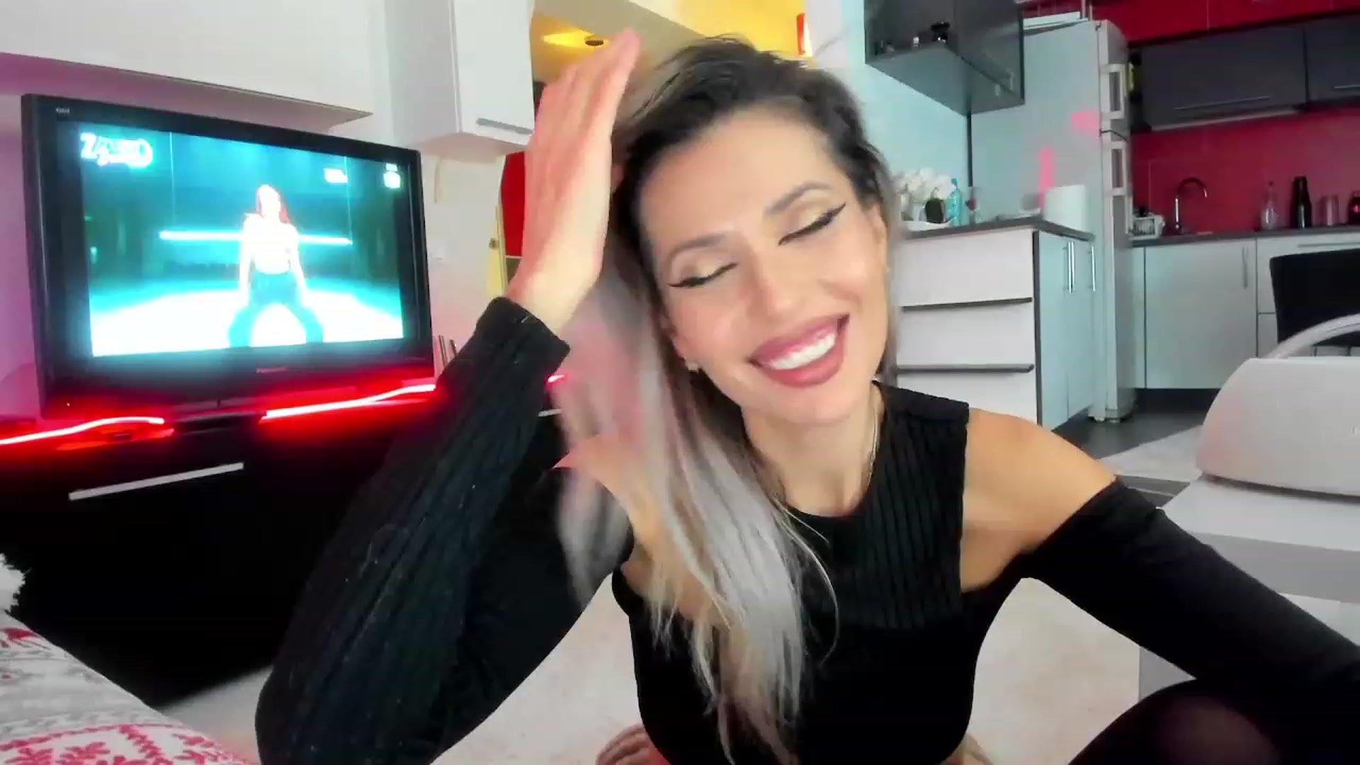 Gallery image thumbnail from SmileyTinaa's myfreecams stream on, 01/16/2024, 01:15 image 9 of 20
