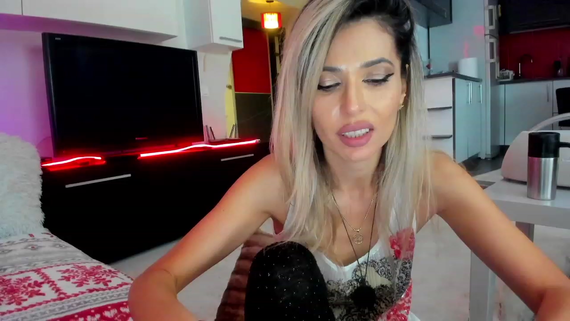 Gallery image thumbnail from SmileyTinaa's myfreecams stream on, 01/30/2024, 05:47 image 1 of 20