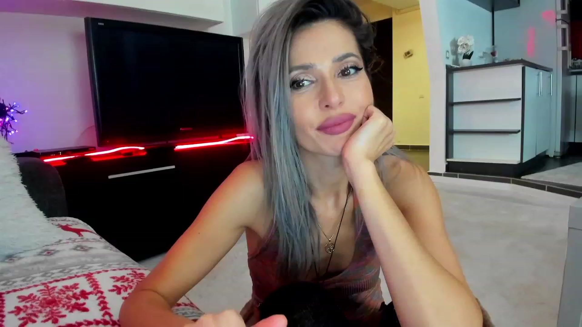 Gallery image thumbnail from SmileyTinaa's myfreecams stream on, 02/02/2024, 03:33 image 14 of 20