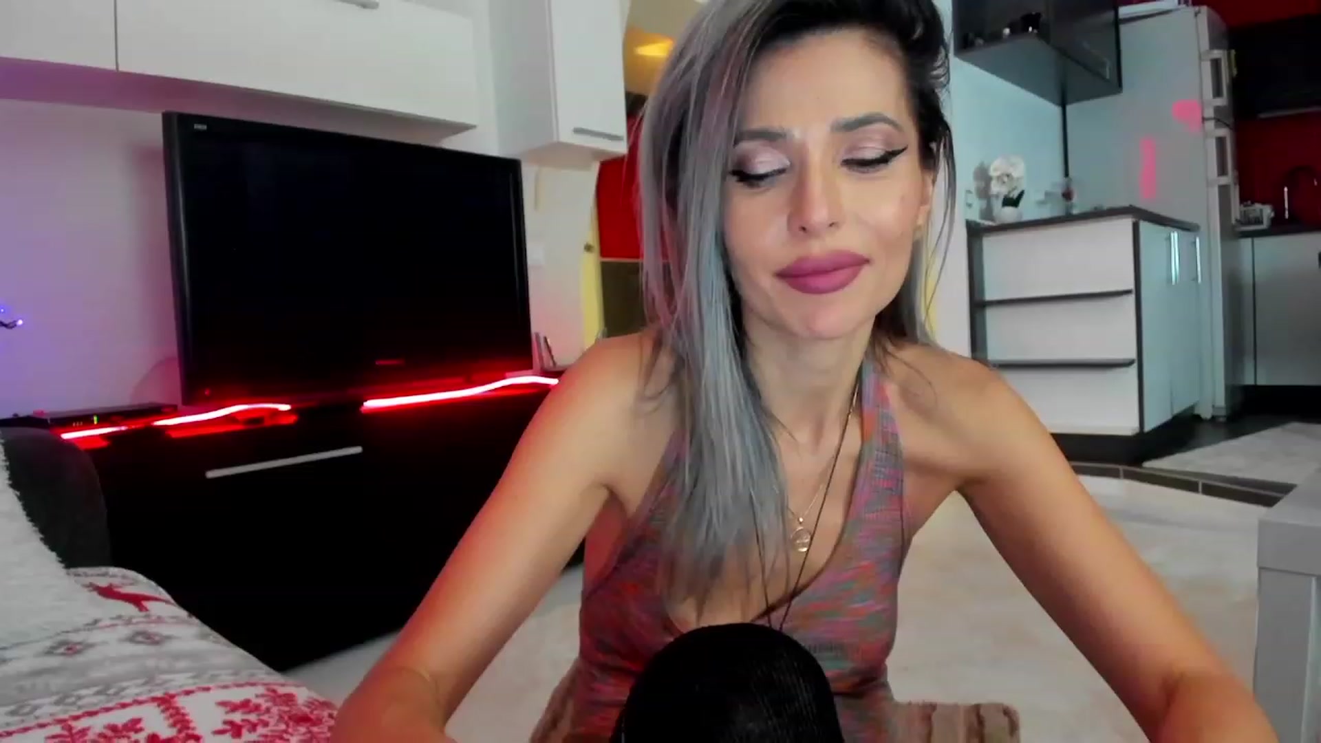 Gallery image thumbnail from SmileyTinaa's myfreecams stream on, 02/02/2024, 03:33 image 20 of 20
