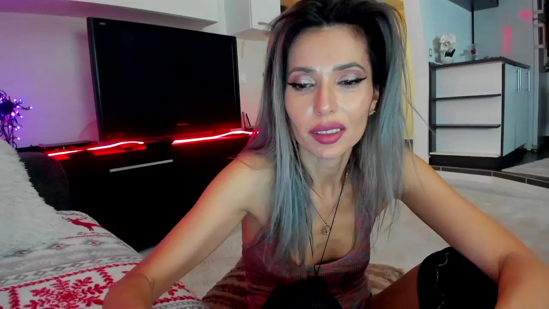 Gallery image thumbnail from SmileyTinaa's myfreecams stream on, 02/02/2024, 05:46 image 14 of 20