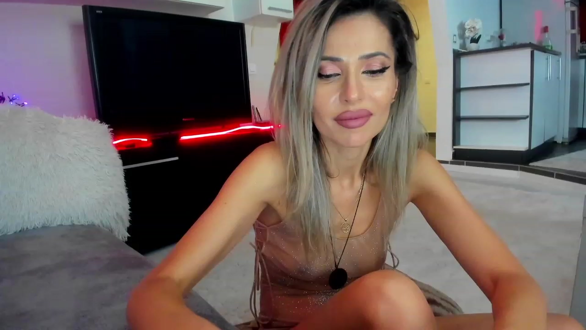 Gallery image thumbnail from SmileyTinaa's myfreecams stream on, 02/14/2024, 02:13 image 20 of 20