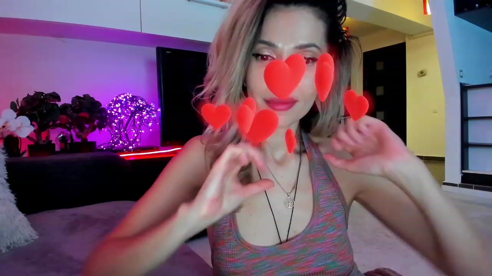 Gallery image thumbnail from SmileyTinaa's myfreecams stream on, 03/02/2024, 05:38 image 4 of 20