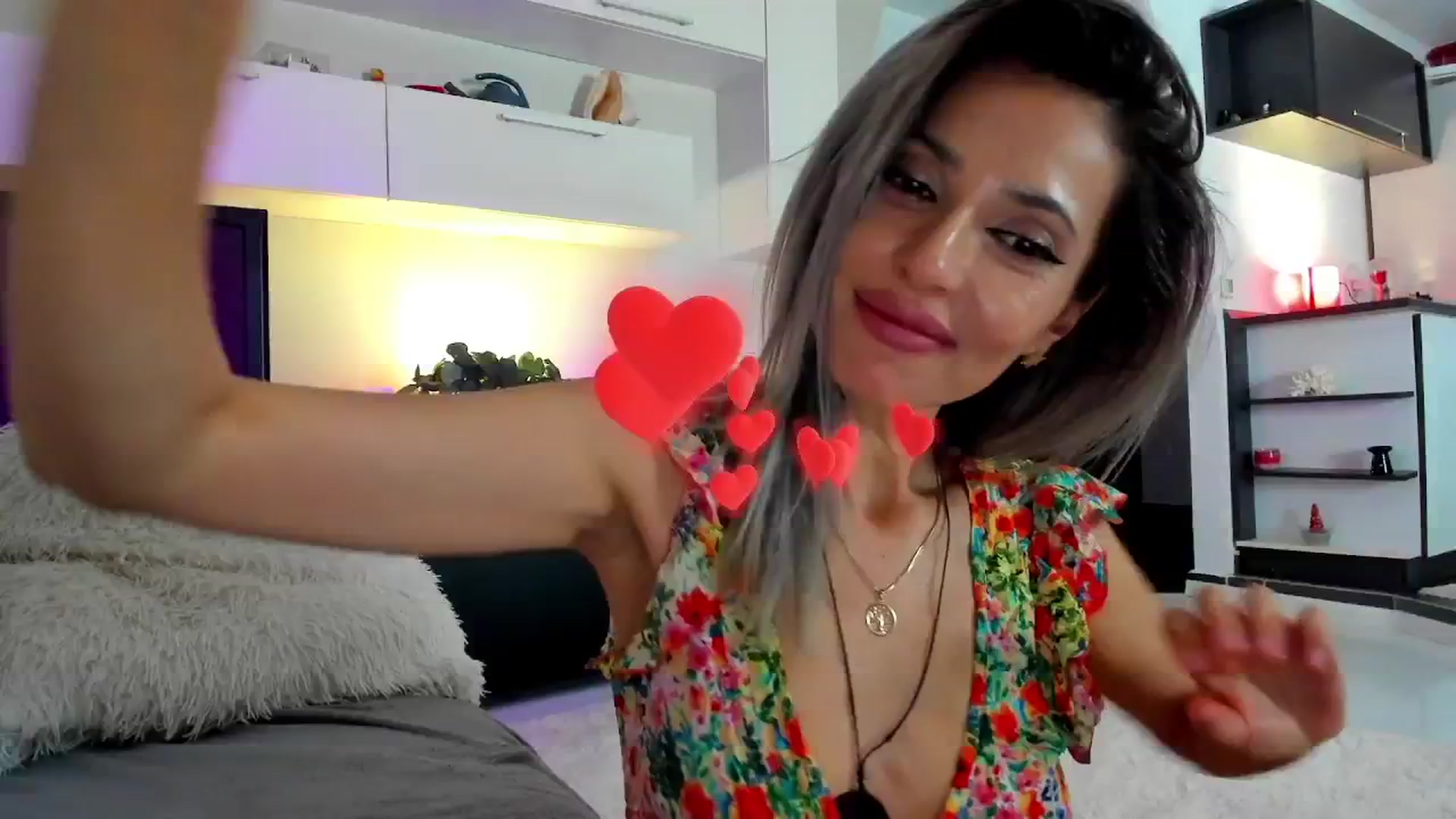 Gallery image thumbnail from SmileyTinaa's myfreecams stream on, 04/18/2024, 02:56 image 8 of 20
