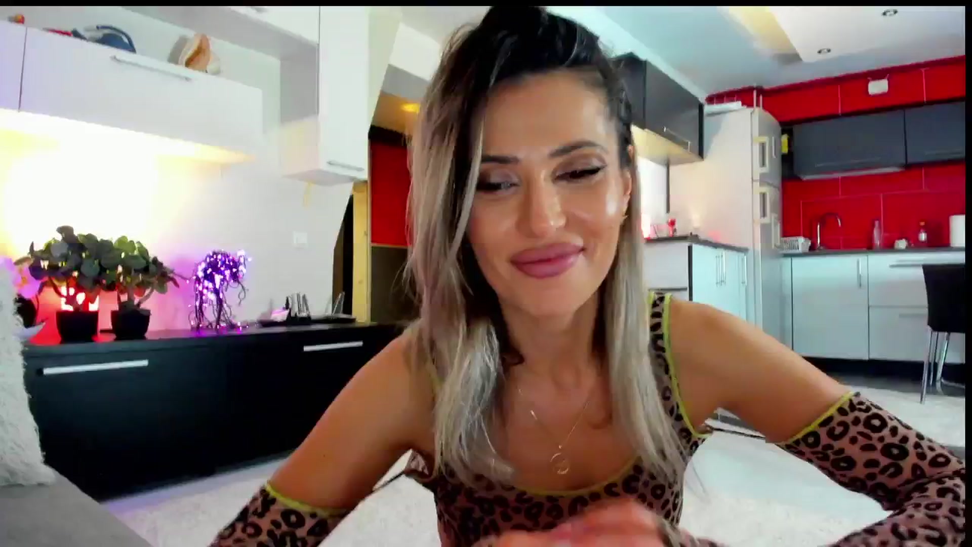 Gallery image thumbnail from SmileyTinaa's myfreecams stream on, 05/30/2024, 23:28 image 20 of 20