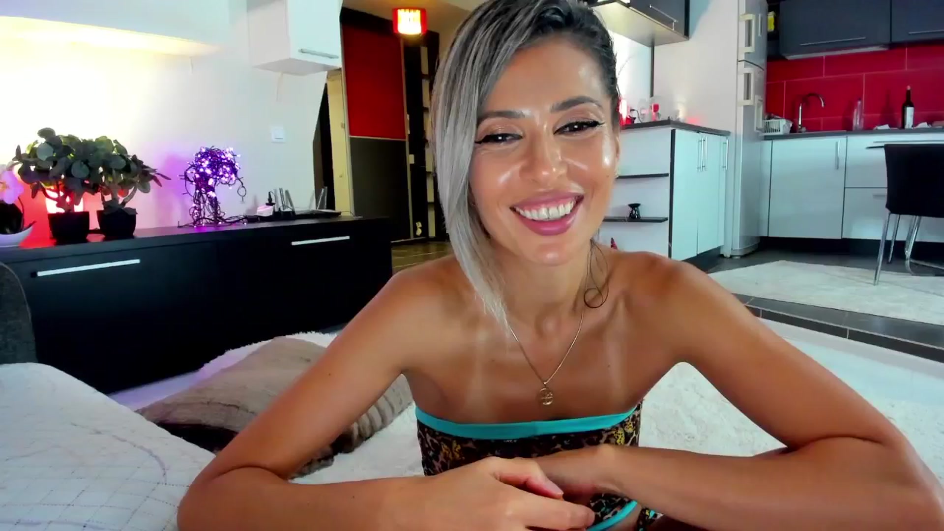 Gallery image thumbnail from SmileyTinaa's myfreecams stream on, 10/05/2024, 01:41 image 11 of 20