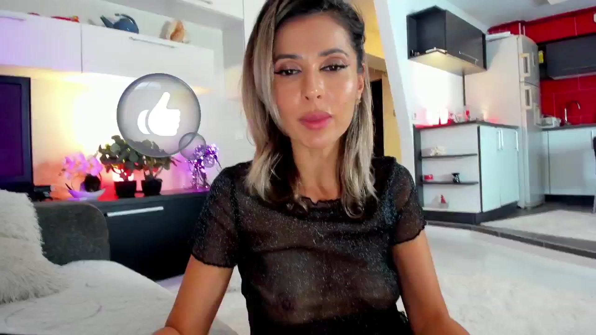 Gallery image thumbnail from SmileyTinaa's myfreecams stream on, 10/24/2024, 21:29 image 11 of 20
