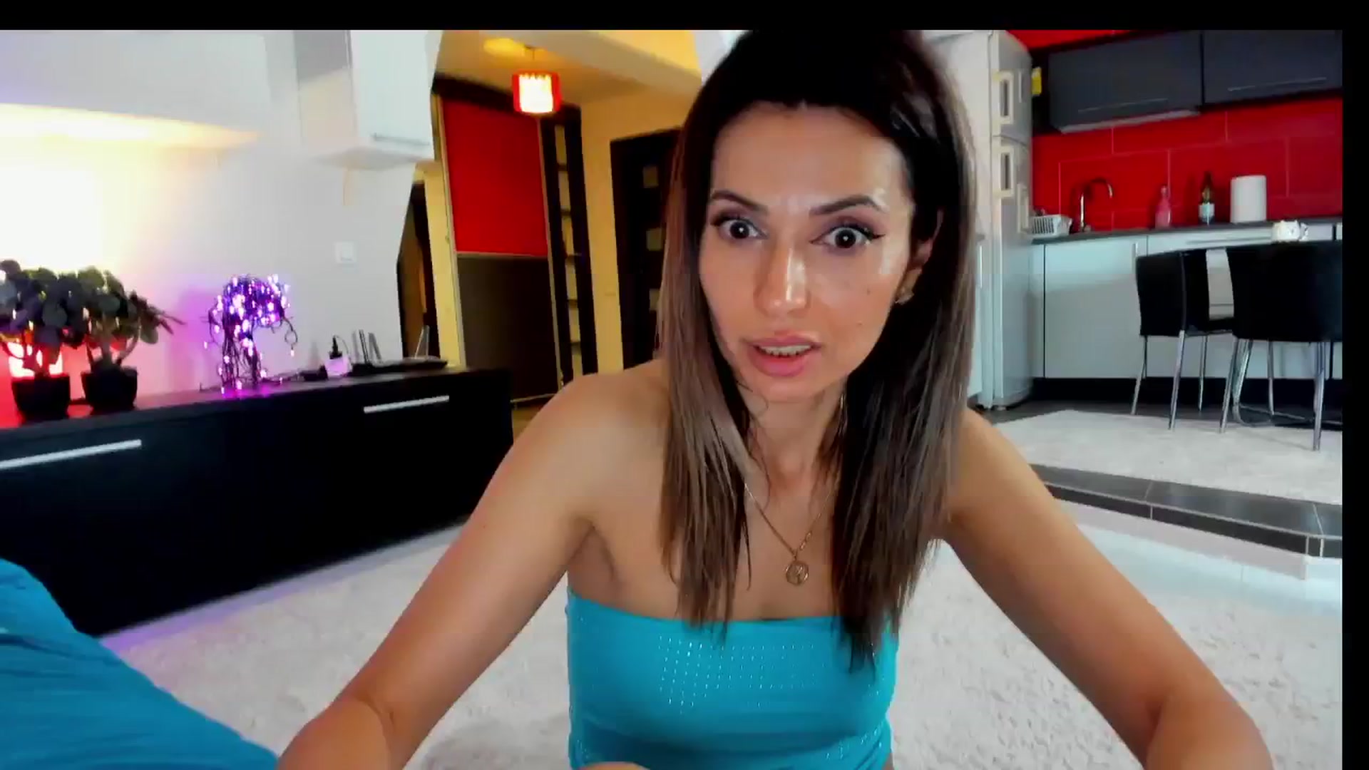 Gallery image thumbnail from SmileyTinaa's myfreecams stream on, 04/18/2025, 05:02 image 19 of 20