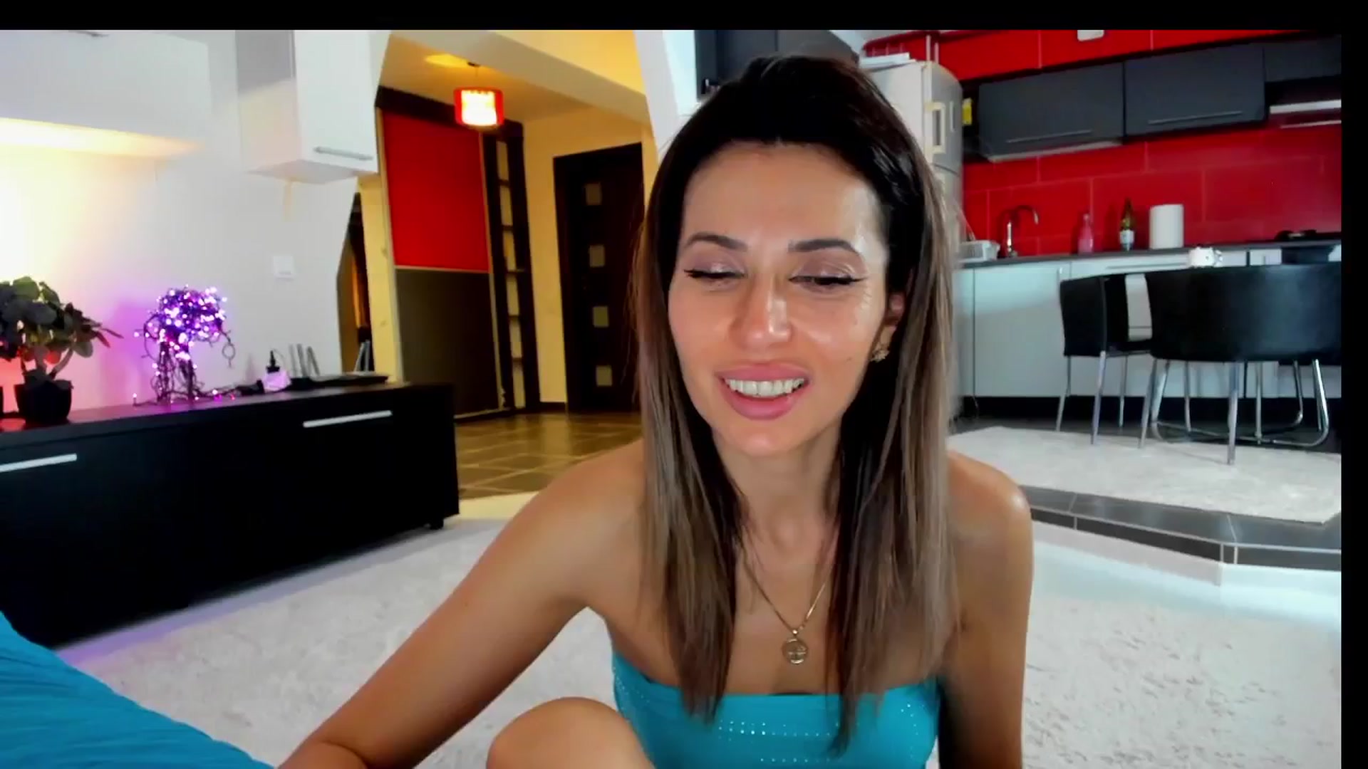 Gallery image thumbnail from SmileyTinaa's myfreecams stream on, 04/18/2025, 05:50 image 7 of 20