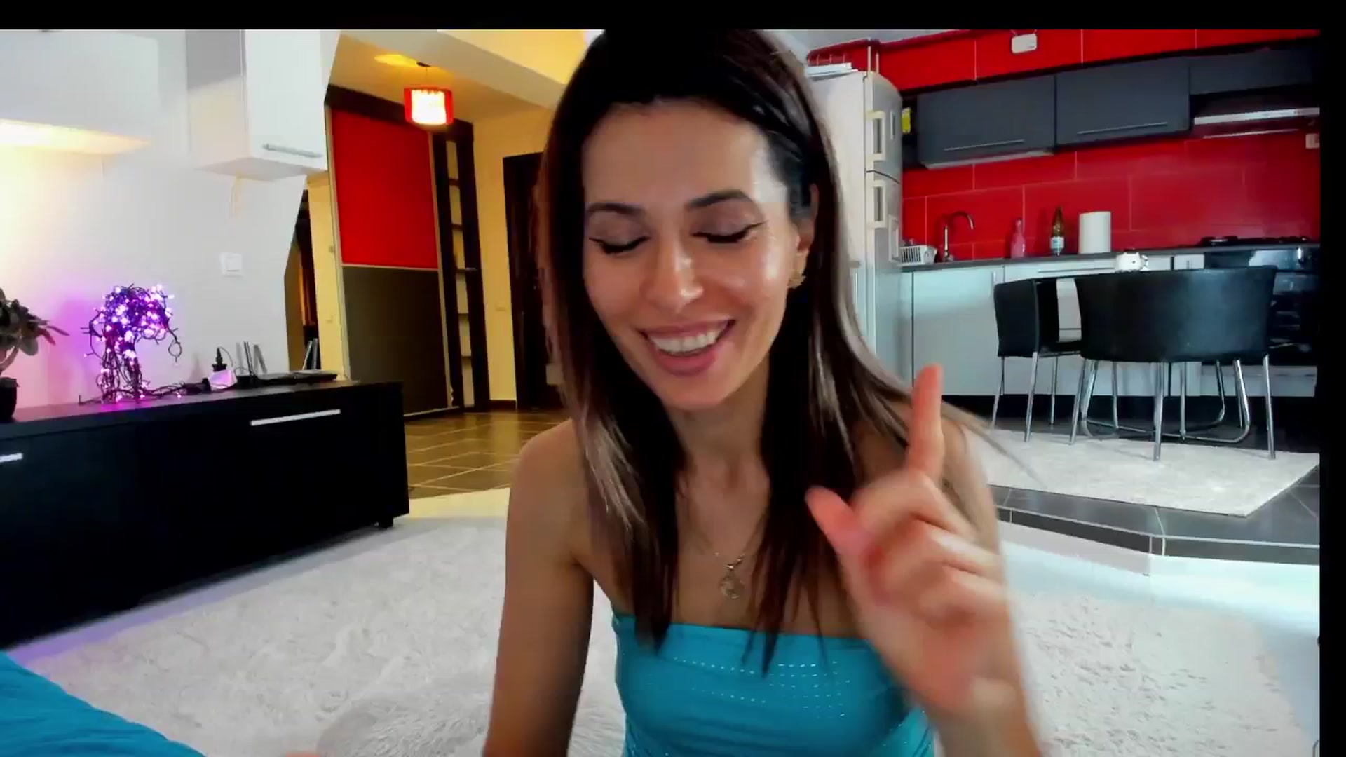 Gallery image thumbnail from SmileyTinaa's myfreecams stream on, 04/18/2025, 05:50 image 3 of 20