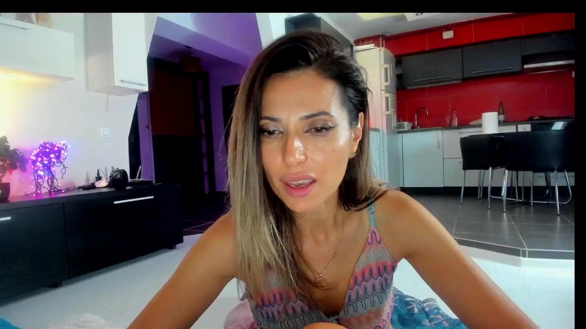 Gallery image thumbnail from SmileyTinaa's myfreecams stream on, 06/27/2025, 05:46 image 20 of 20