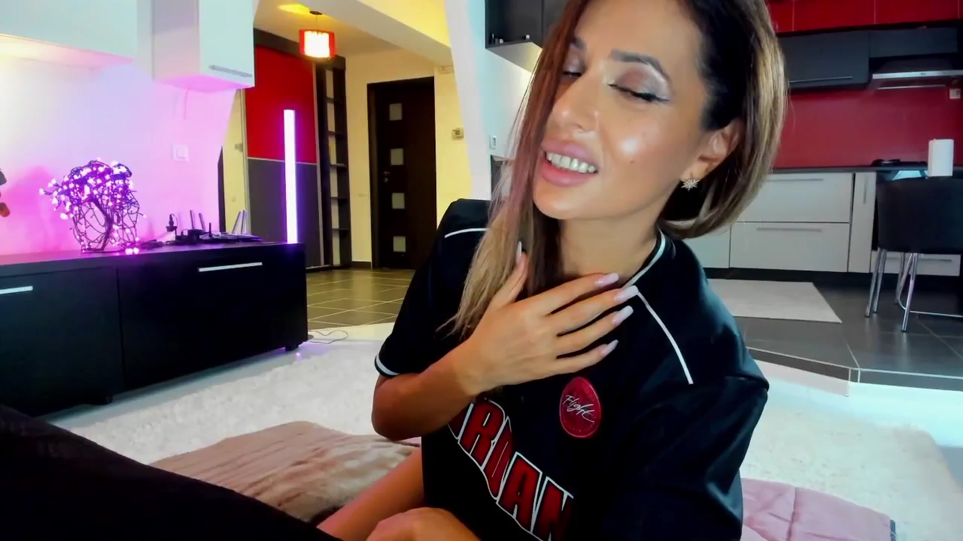 Gallery image thumbnail from SmileyTinaa's myfreecams stream on, 10/10/2025, 23:45 image 10 of 20