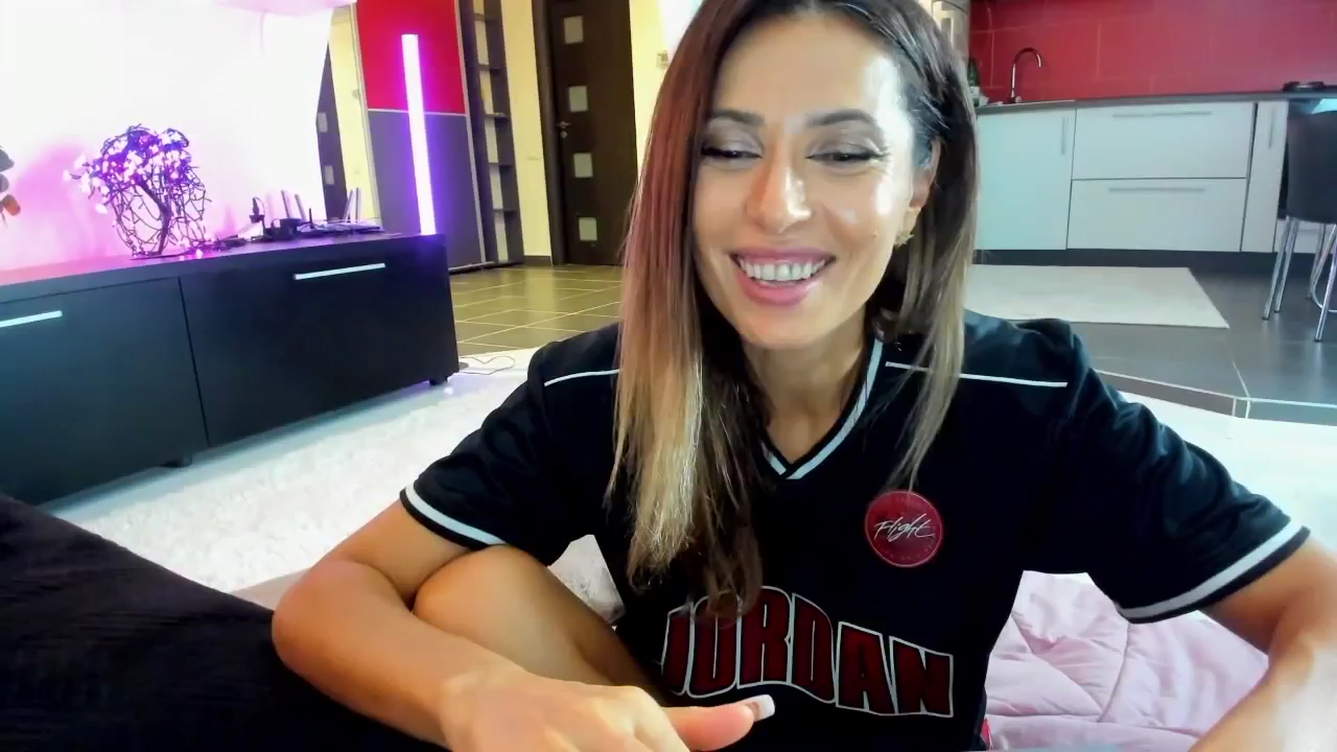 Gallery image thumbnail from SmileyTinaa's myfreecams stream on, 10/11/2025, 02:35 image 10 of 20