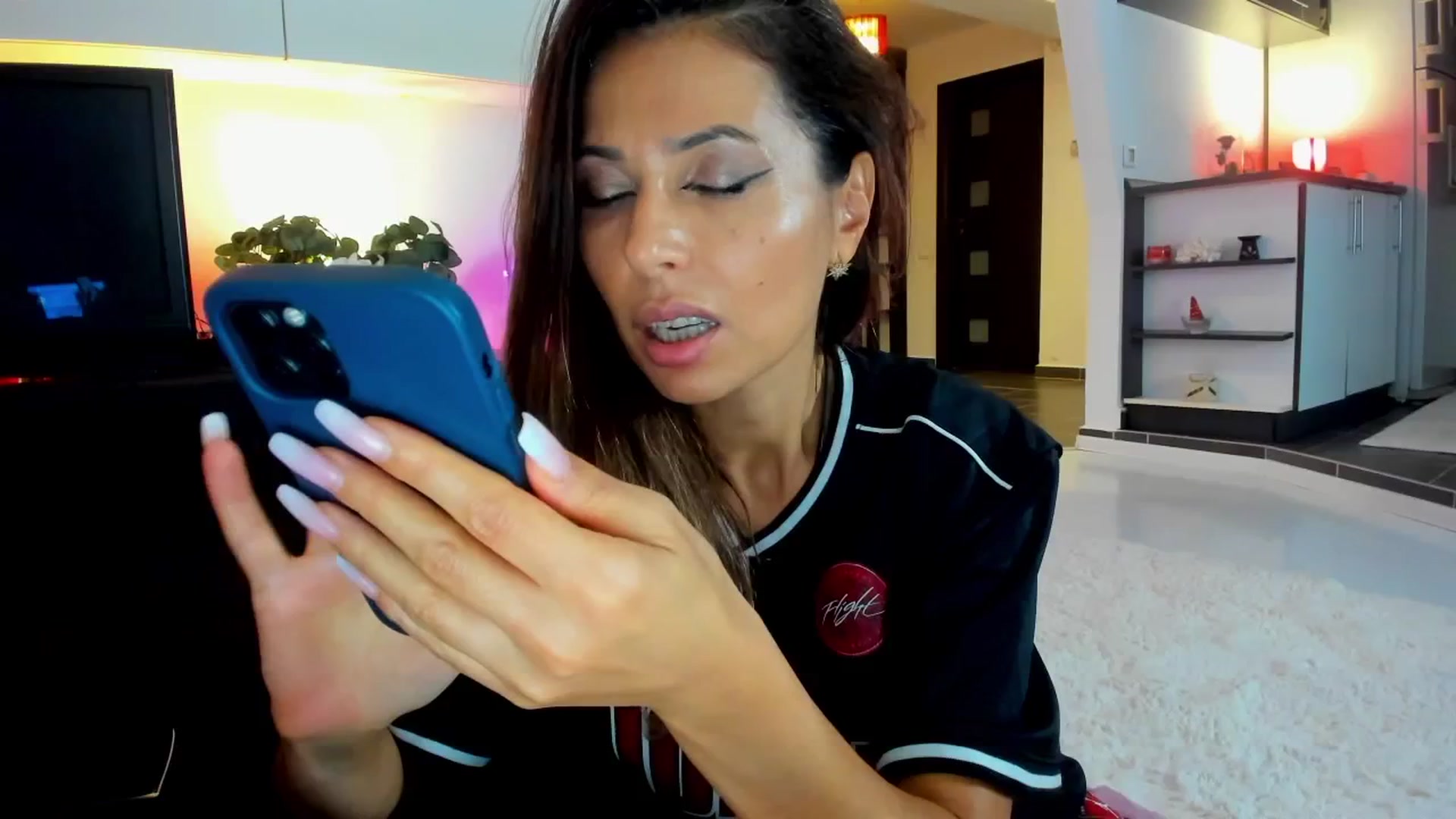 Gallery image thumbnail from SmileyTinaa's myfreecams stream on, 10/11/2025, 06:30 image 8 of 20