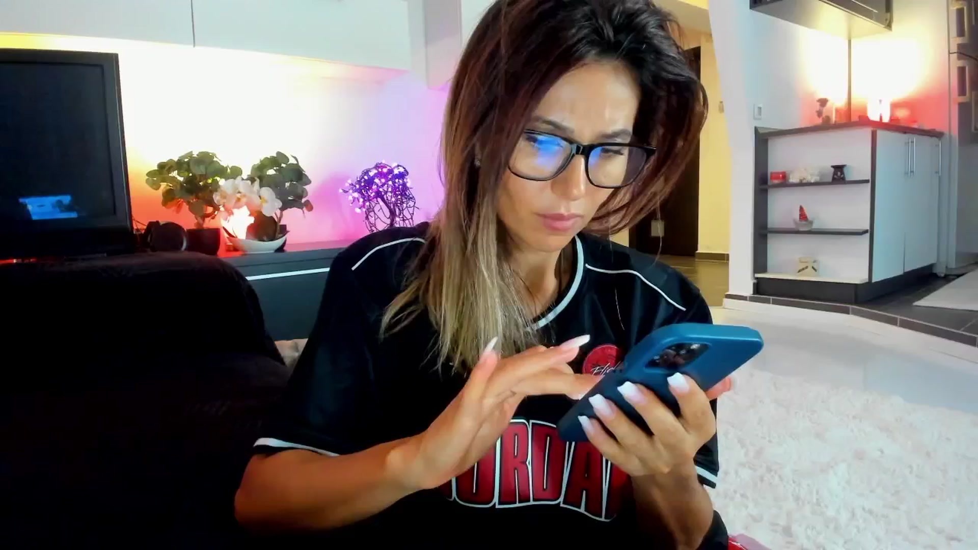Gallery image thumbnail from SmileyTinaa's myfreecams stream on, 10/11/2025, 06:30 image 9 of 20