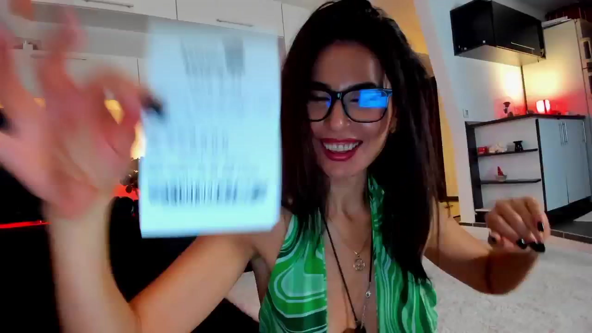 Gallery image thumbnail from SmileyTinaa's myfreecams stream on, 11/14/2025, 02:27 image 11 of 20