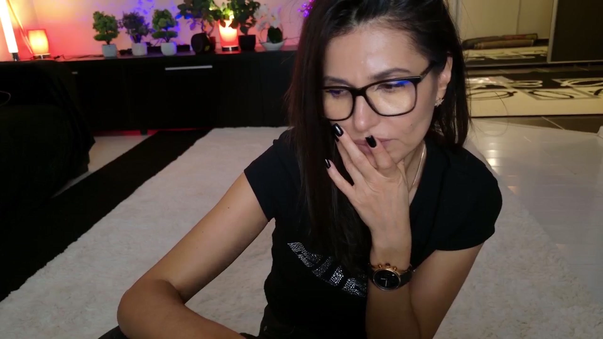 Gallery image thumbnail from SmileyTinaa's myfreecams stream on, 11/17/2025, 22:07 image 15 of 20