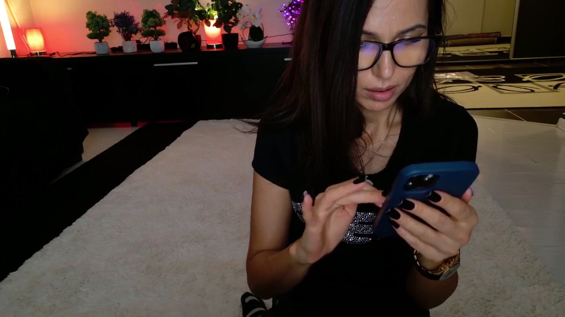 Gallery image thumbnail from SmileyTinaa's myfreecams stream on, 11/17/2025, 22:07 image 18 of 20