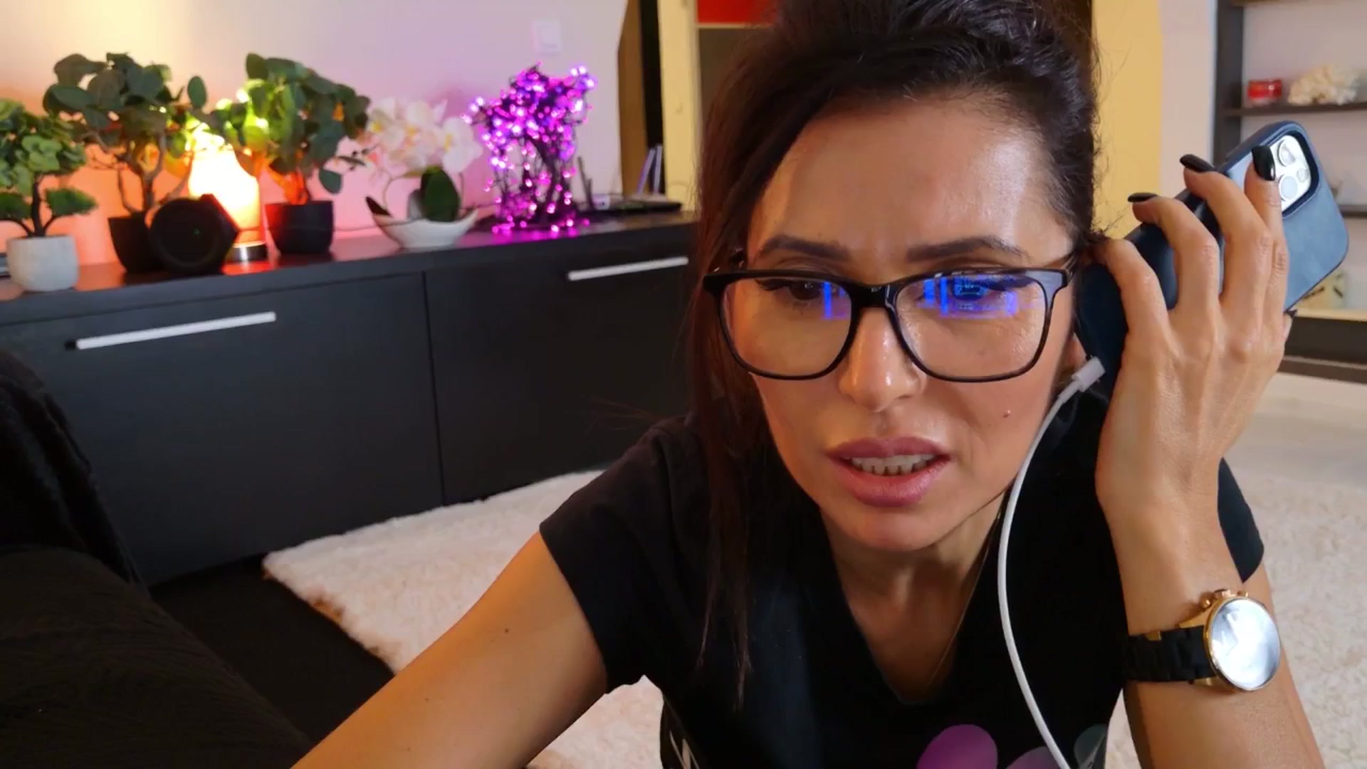 Gallery image thumbnail from SmileyTinaa's myfreecams stream on, 11/18/2025, 21:22 image 10 of 20