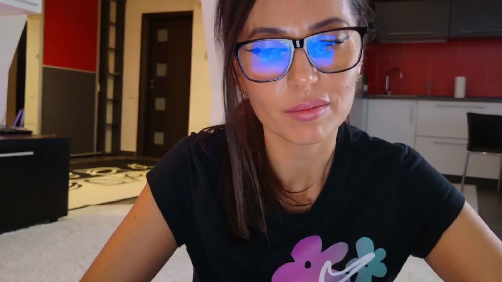 Gallery image thumbnail from SmileyTinaa's myfreecams stream on, 11/18/2025, 22:50 image 15 of 20