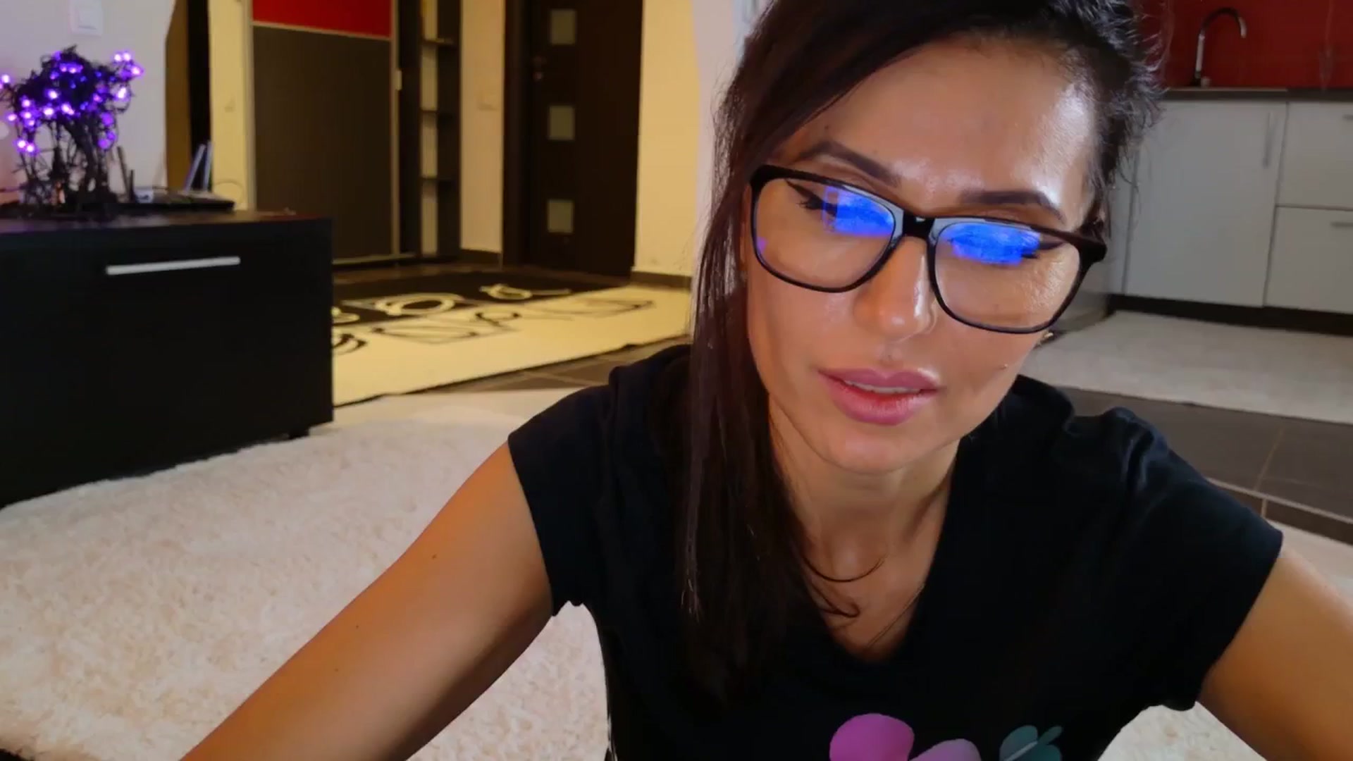 Gallery image thumbnail from SmileyTinaa's myfreecams stream on, 11/18/2025, 22:50 image 20 of 20