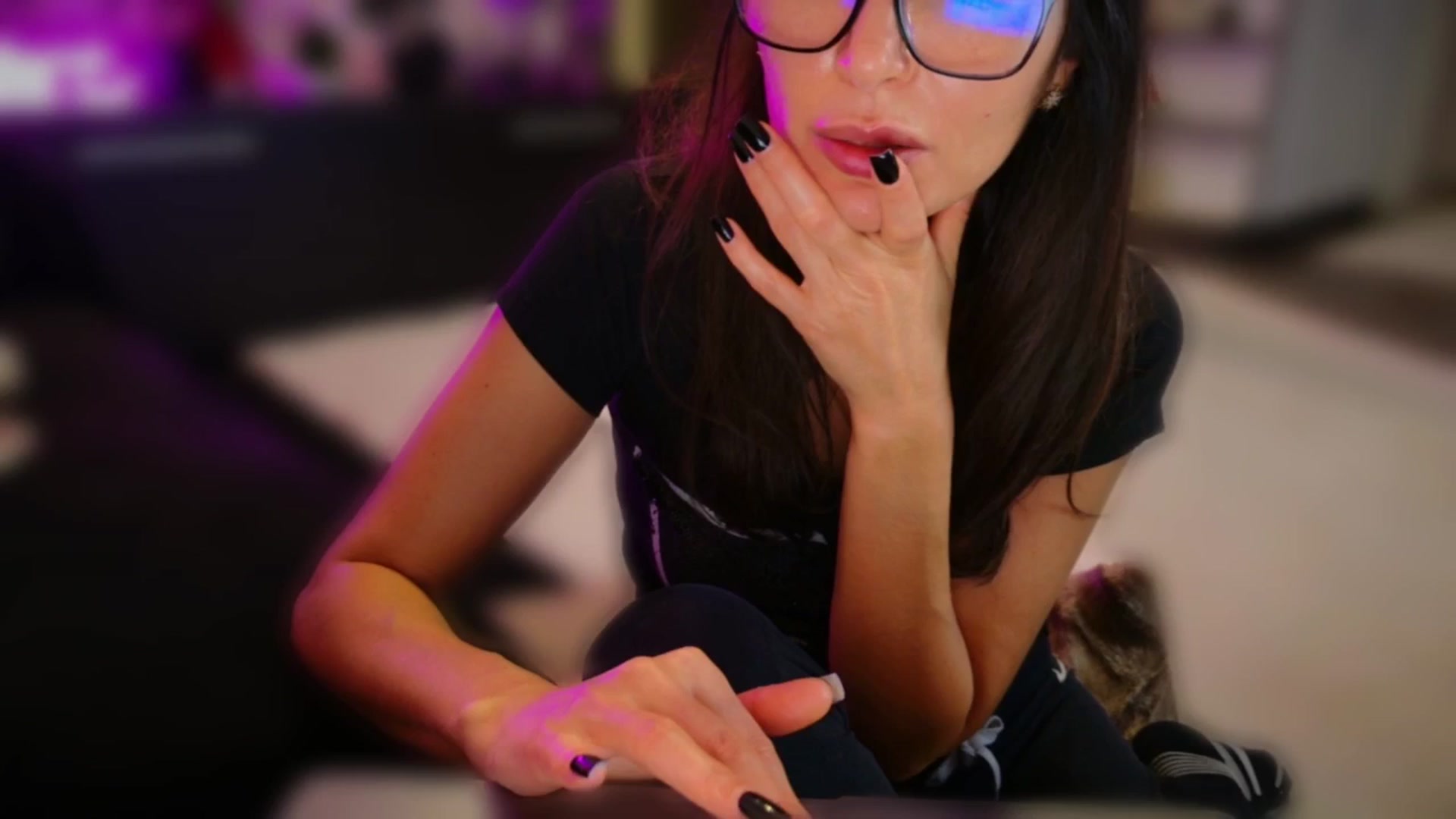 Gallery image thumbnail from SmileyTinaa's myfreecams stream on, 11/21/2025, 18:42 image 18 of 20