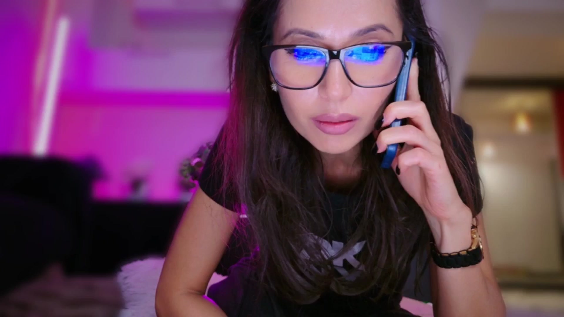 Gallery image thumbnail from SmileyTinaa's myfreecams stream on, 11/28/2025, 01:05 image 19 of 20
