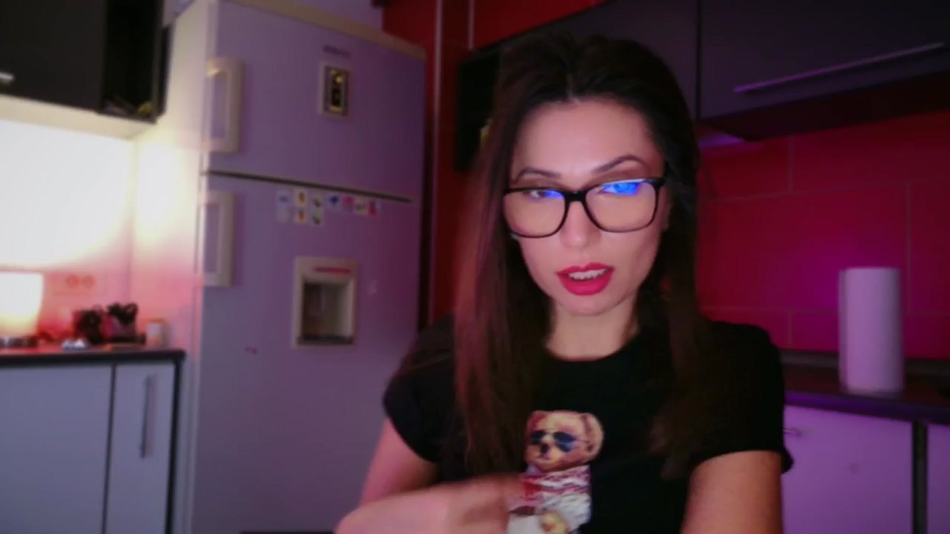 Gallery image thumbnail from SmileyTinaa's myfreecams stream on, 12/04/2025, 12:06 image 15 of 20