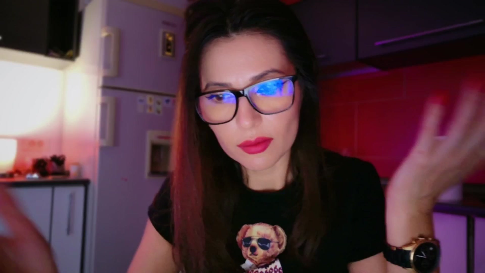 Gallery image thumbnail from SmileyTinaa's myfreecams stream on, 12/04/2025, 12:06 image 20 of 20