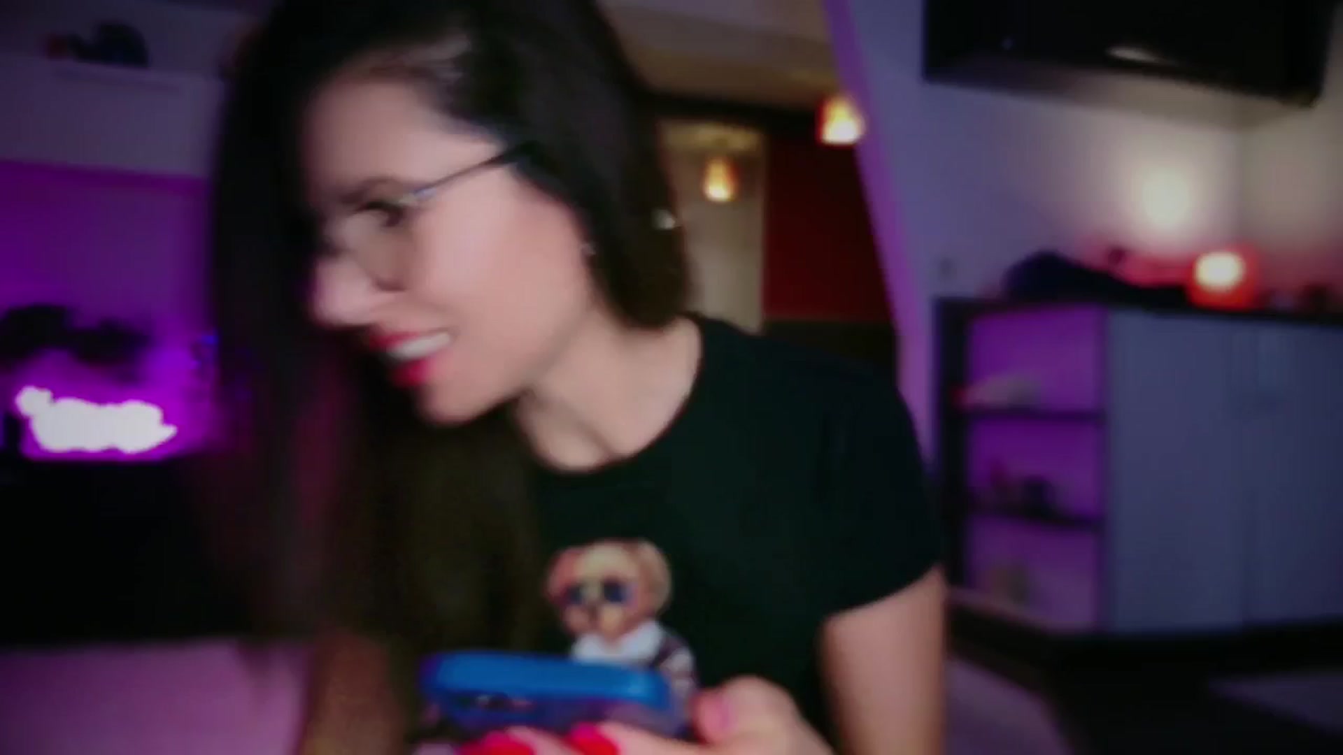 Gallery image thumbnail from SmileyTinaa's myfreecams stream on, 12/04/2025, 14:09 image 13 of 20