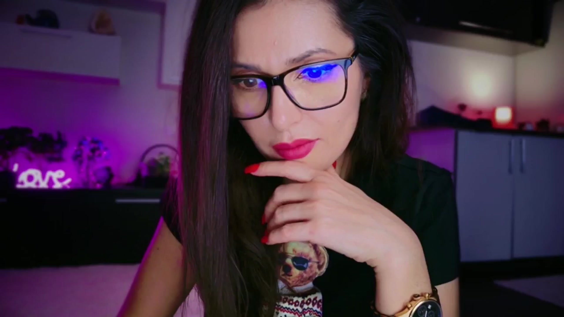 Gallery image thumbnail from SmileyTinaa's myfreecams stream on, 12/04/2025, 14:09 image 7 of 20