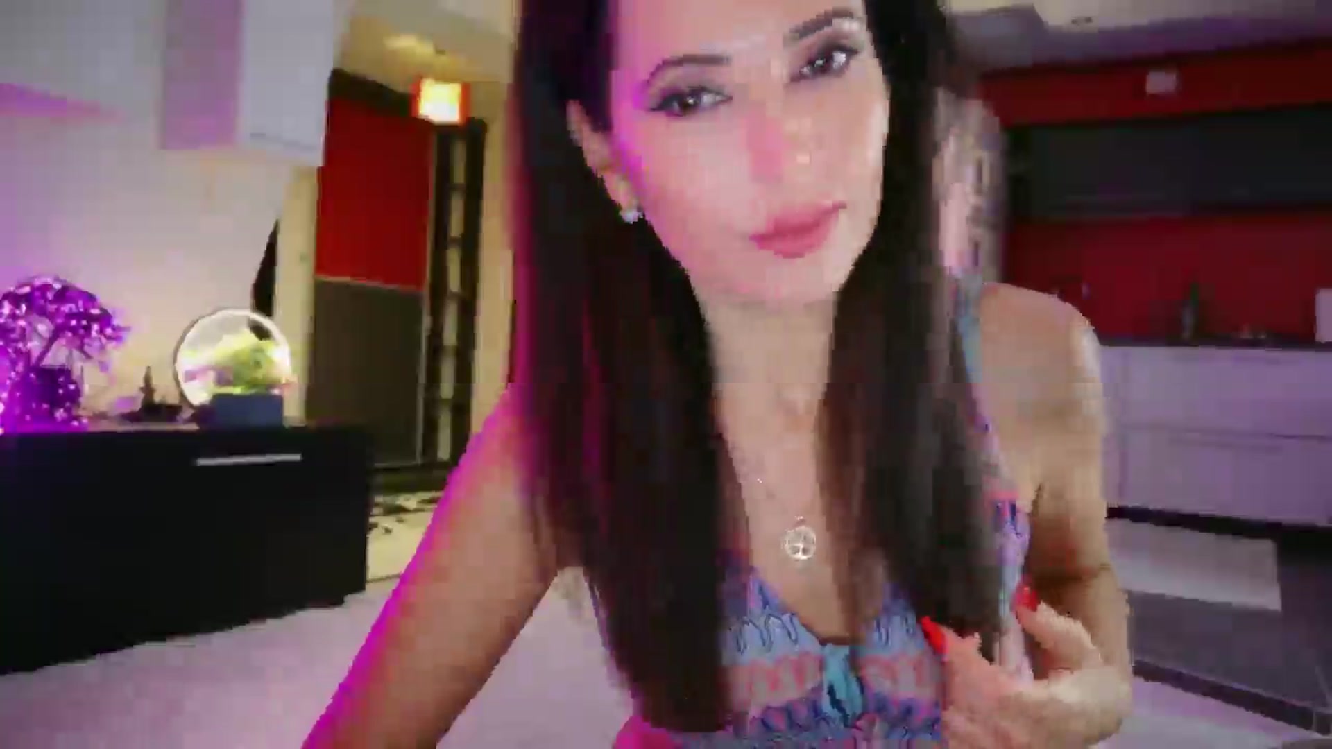 Gallery image thumbnail from SmileyTinaa's myfreecams stream on, 12/20/2025, 02:16 image 5 of 20