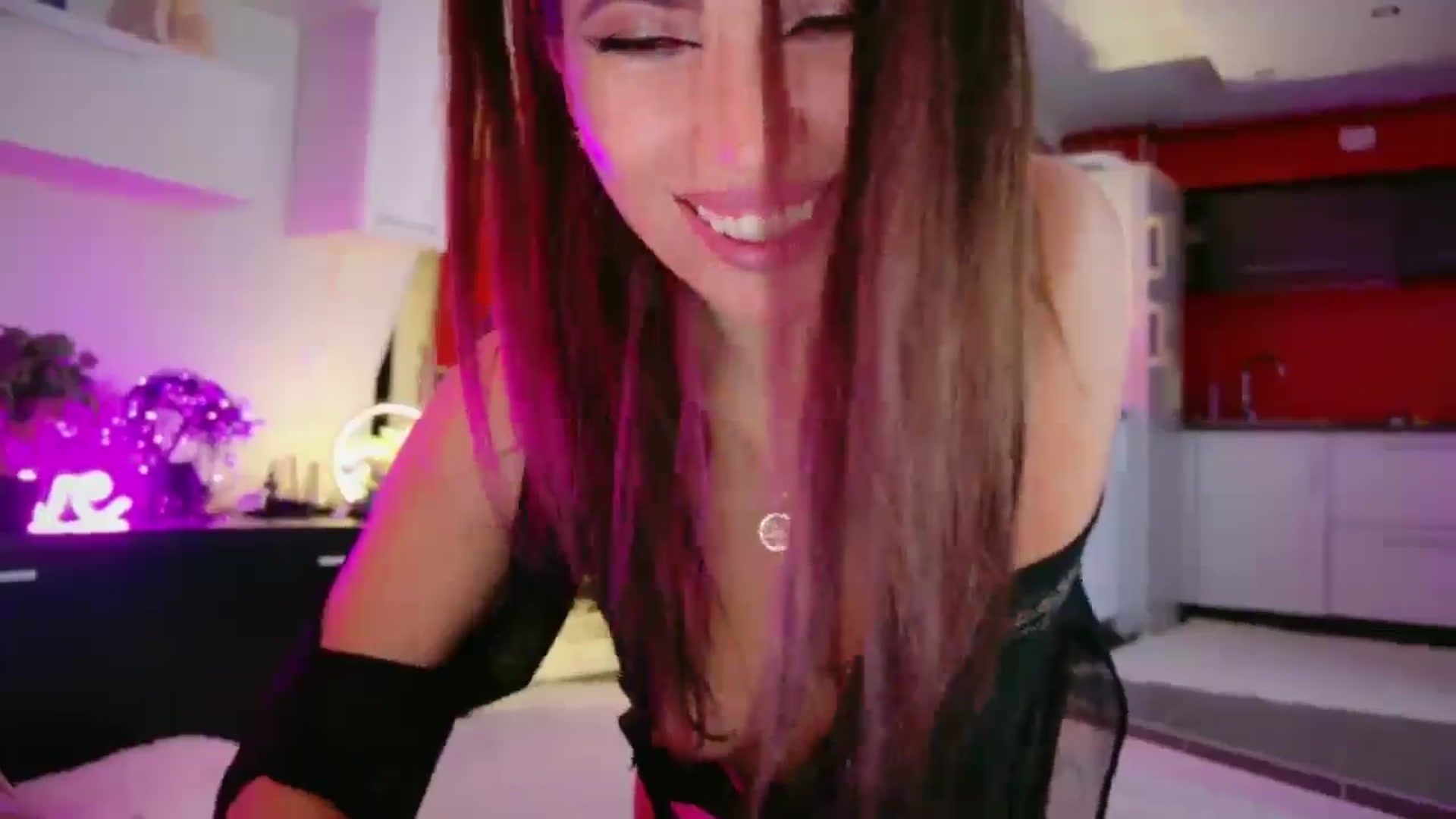 Gallery image thumbnail from SmileyTinaa's myfreecams stream on, 01/10/2026, 04:20 image 10 of 20