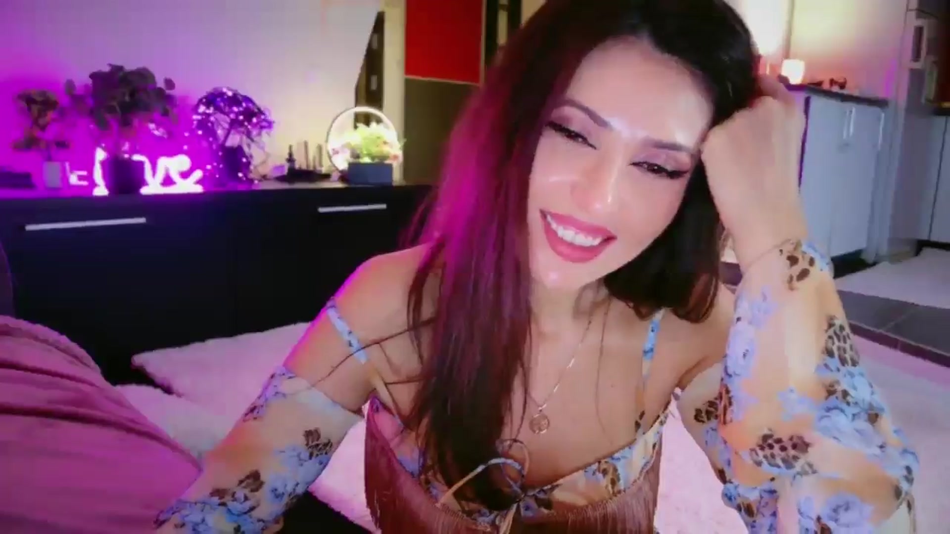 Gallery image thumbnail from SmileyTinaa's myfreecams stream on, 01/29/2026, 23:28 image 19 of 20