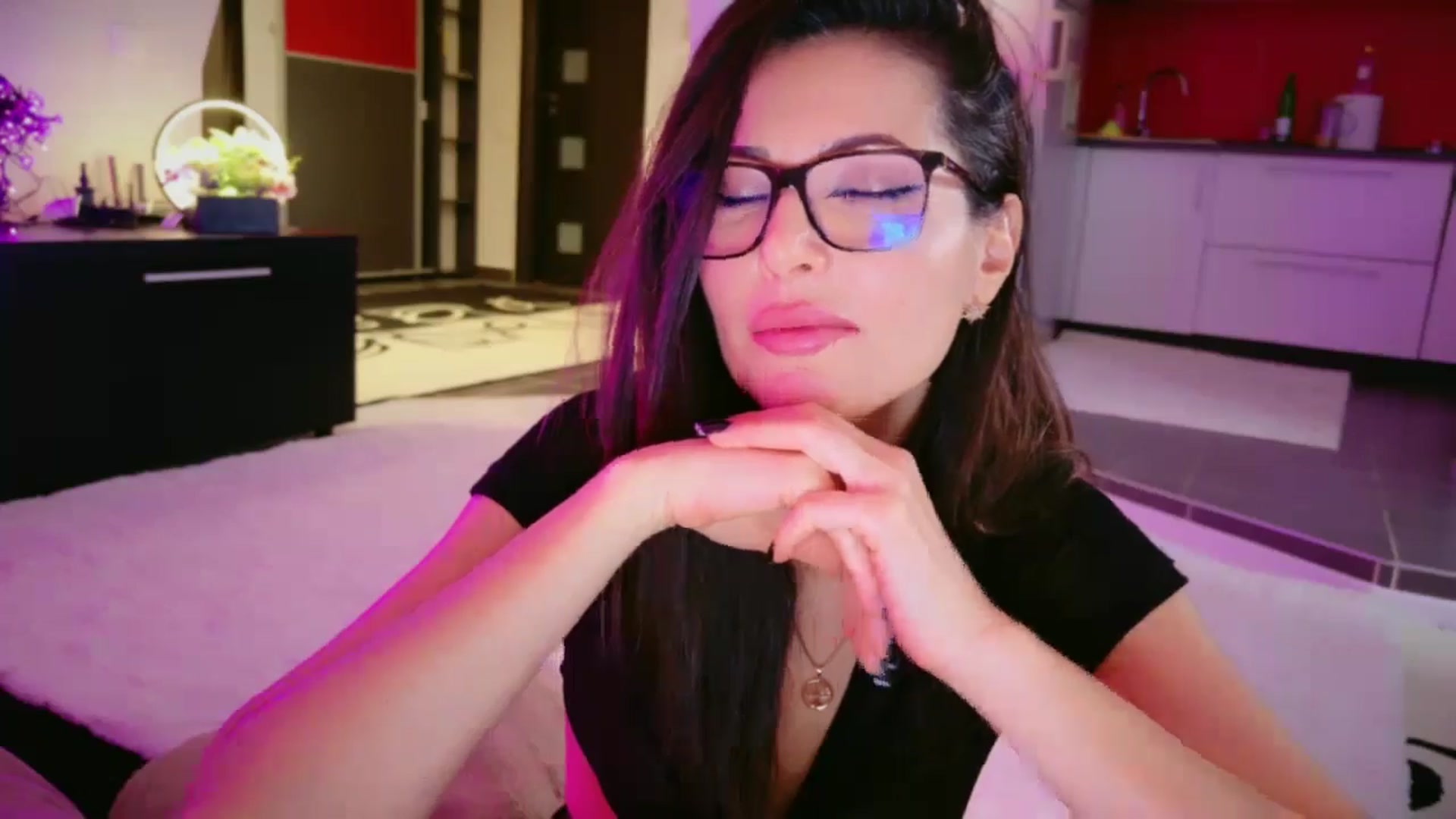 Gallery image thumbnail from SmileyTinaa's myfreecams stream on, 02/20/2026, 07:05 image 20 of 20