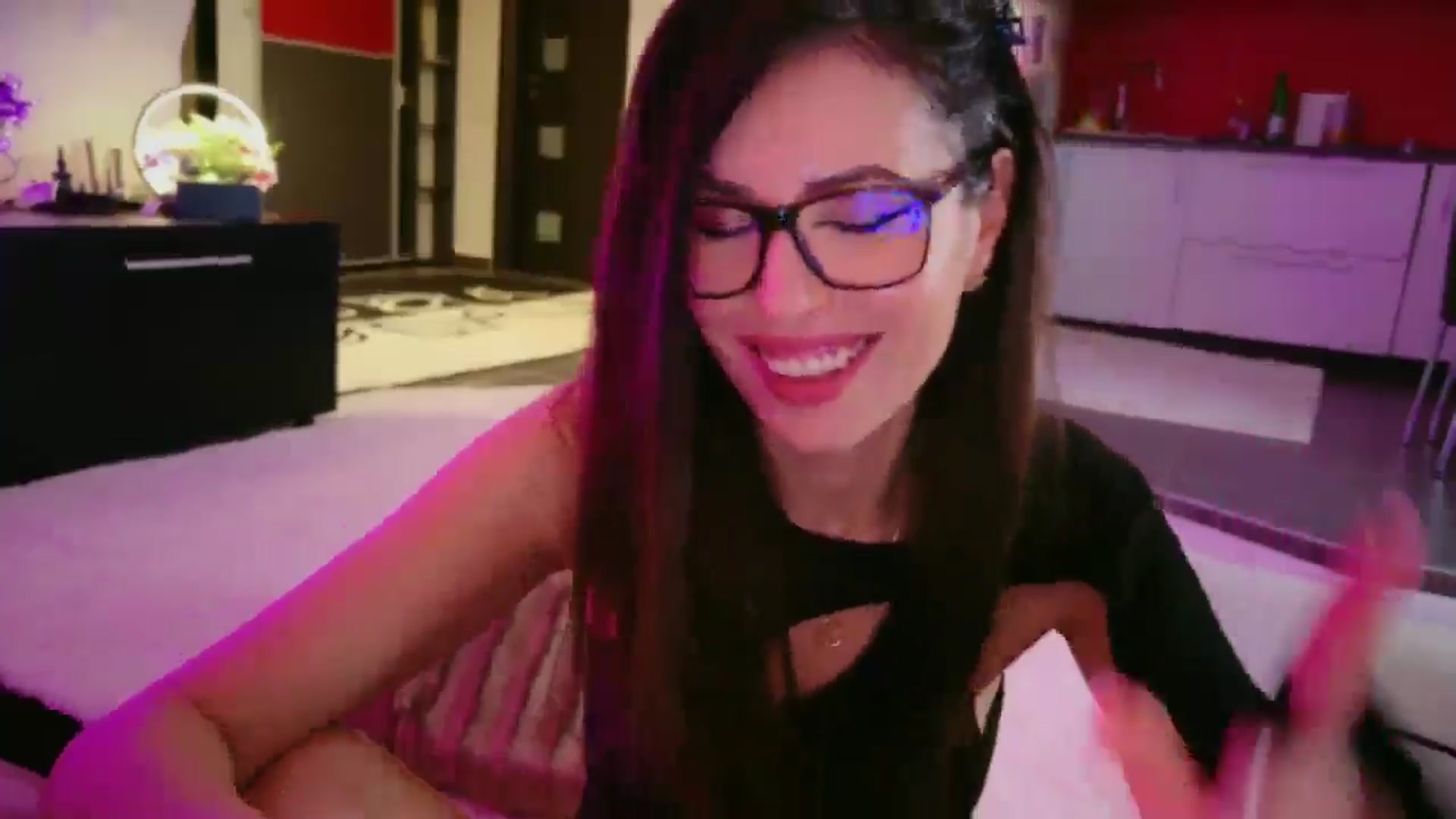 Gallery image thumbnail from SmileyTinaa's myfreecams stream on, 02/27/2026, 01:38 image 8 of 20