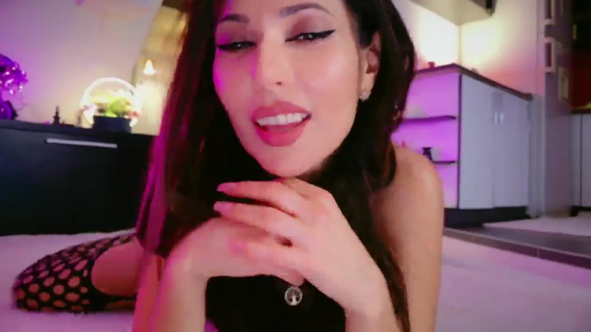 Gallery image thumbnail from SmileyTinaa's myfreecams stream on, 02/28/2026, 02:18 image 12 of 20