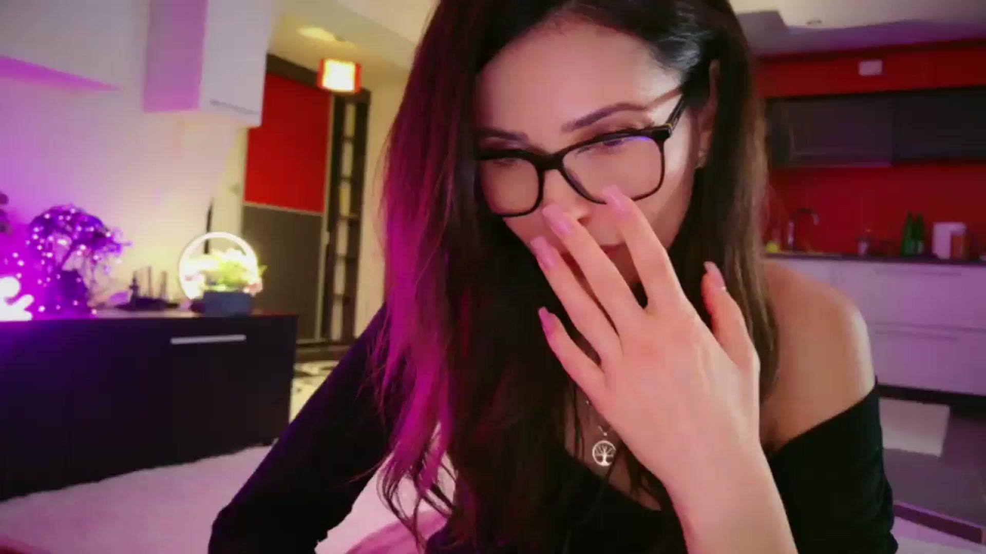 Gallery image thumbnail from SmileyTinaa's myfreecams stream on, 03/07/2026, 02:20 image 19 of 20