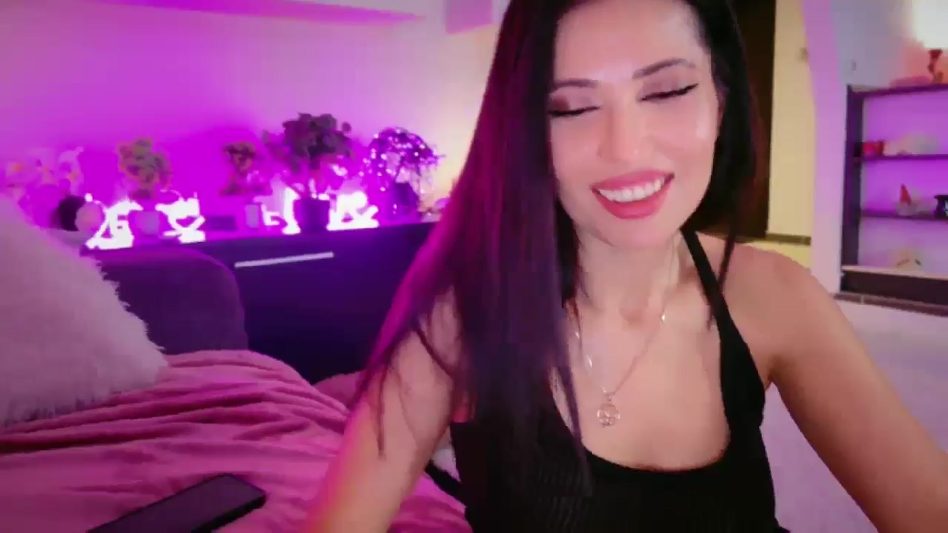 Gallery image thumbnail from SmileyTinaa's myfreecams stream on, 03/13/2026, 03:36 image 10 of 20
