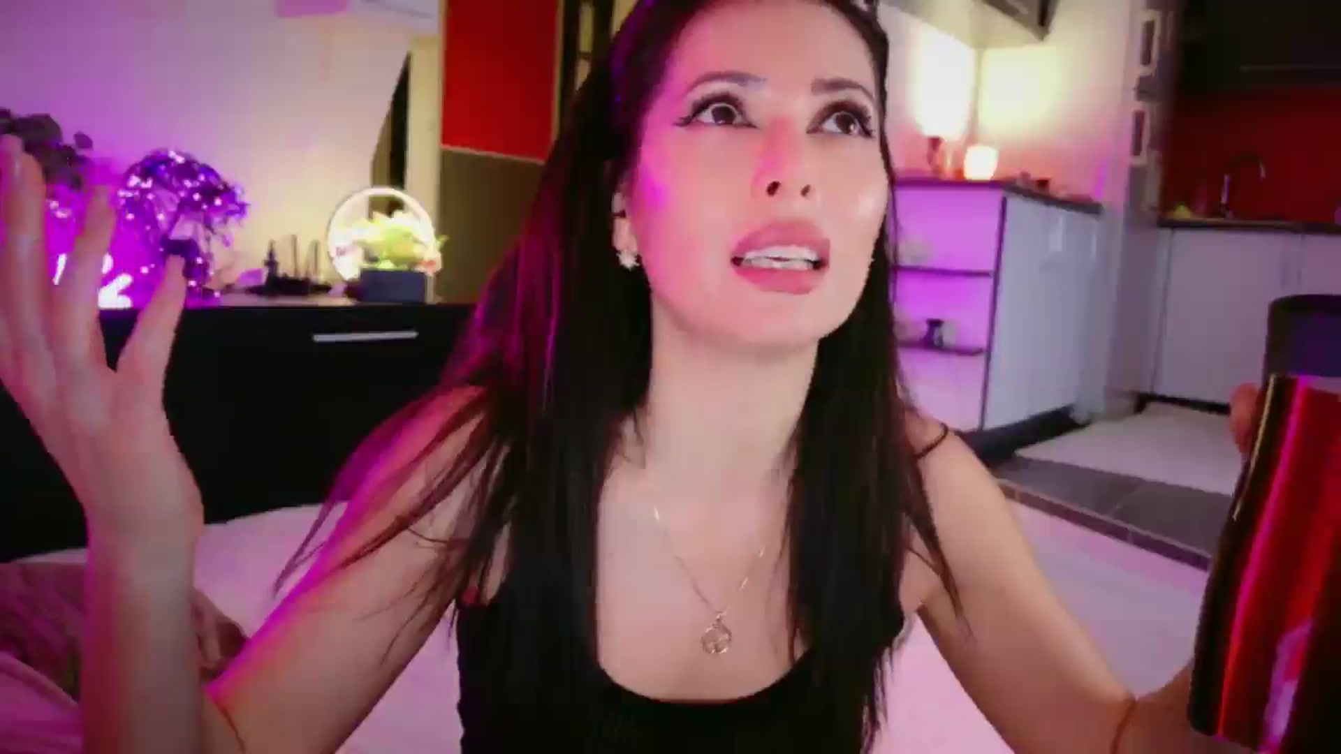 Gallery image thumbnail from SmileyTinaa's myfreecams stream on, 03/13/2026, 05:43 image 7 of 20
