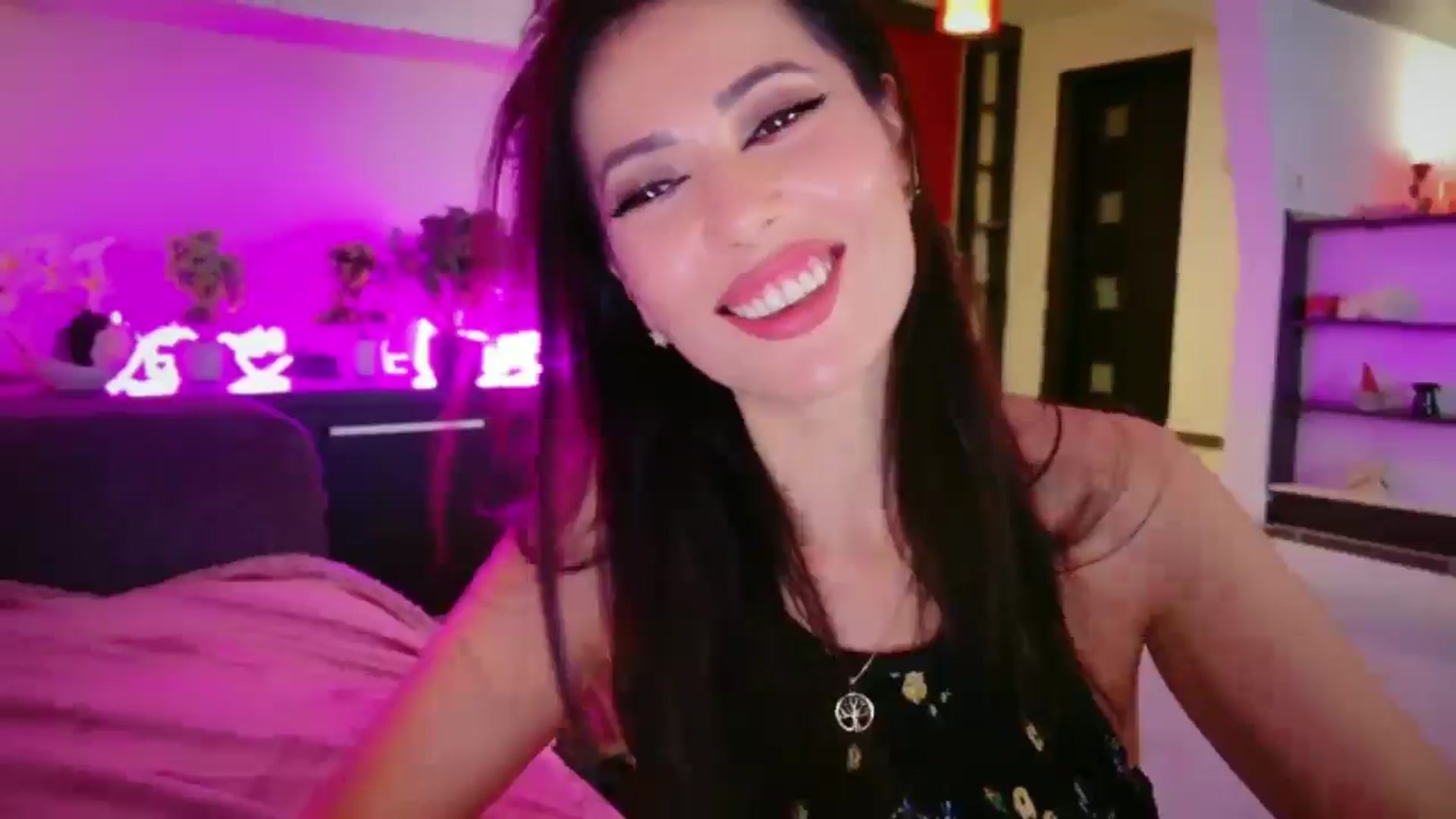 Gallery image thumbnail from SmileyTinaa's myfreecams stream on, 03/14/2026, 02:42 image 3 of 20
