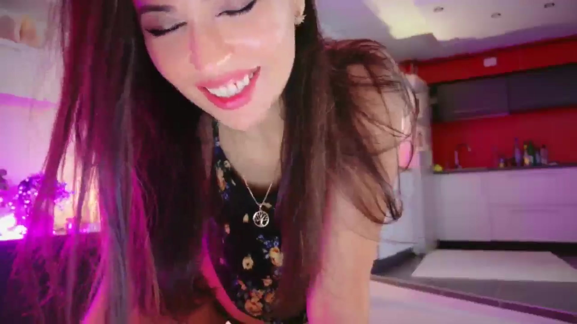 Gallery image thumbnail from SmileyTinaa's myfreecams stream on, 04/17/2026, 05:30 image 20 of 20
