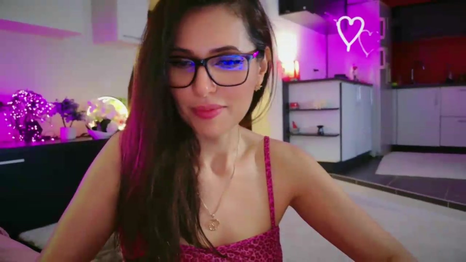 Gallery image thumbnail from SmileyTinaa's myfreecams stream on, 05/22/2026, 06:59 image 6 of 20