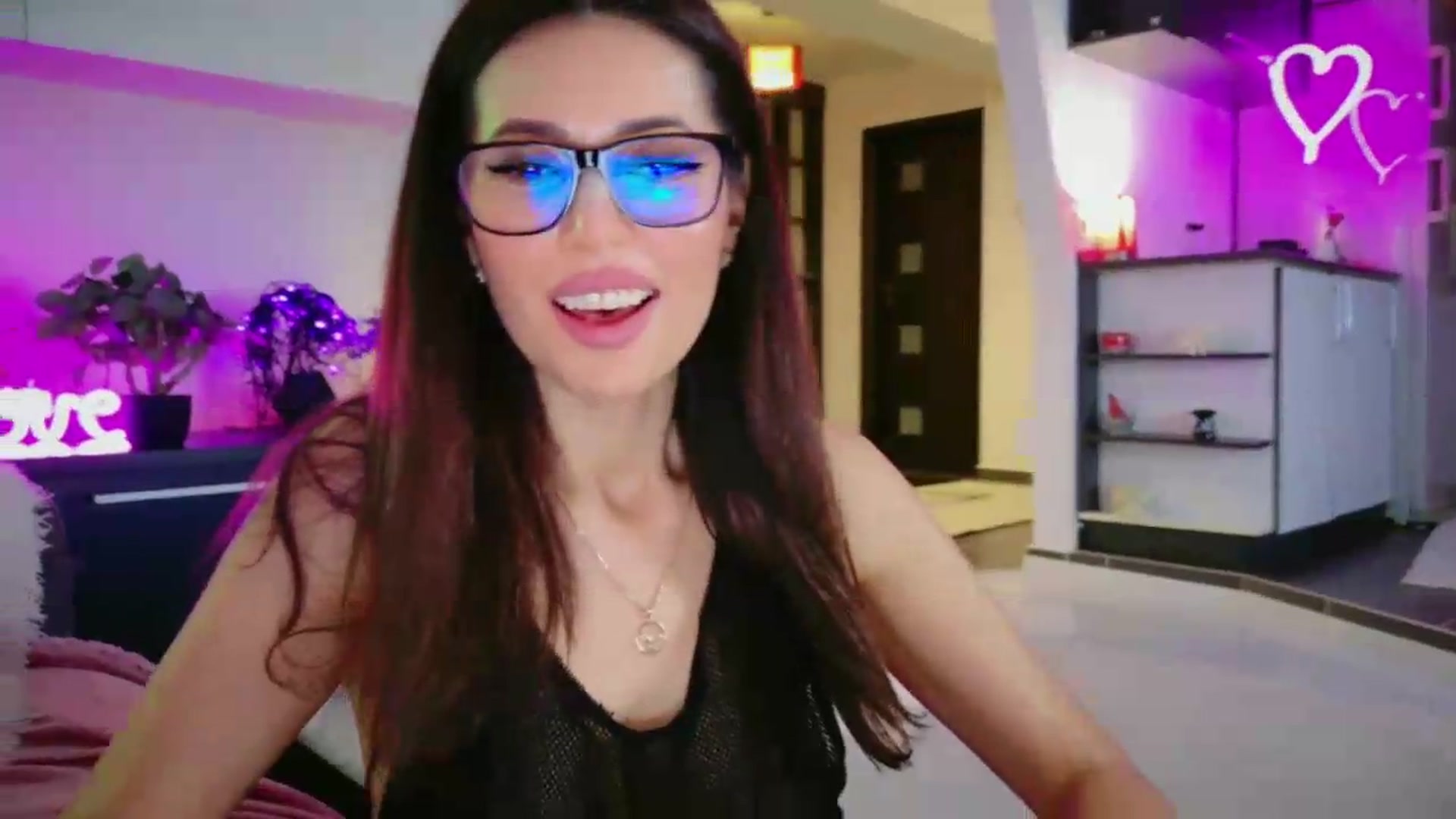 Gallery image thumbnail from SmileyTinaa's myfreecams stream on, 05/22/2026, 23:30 image 16 of 20