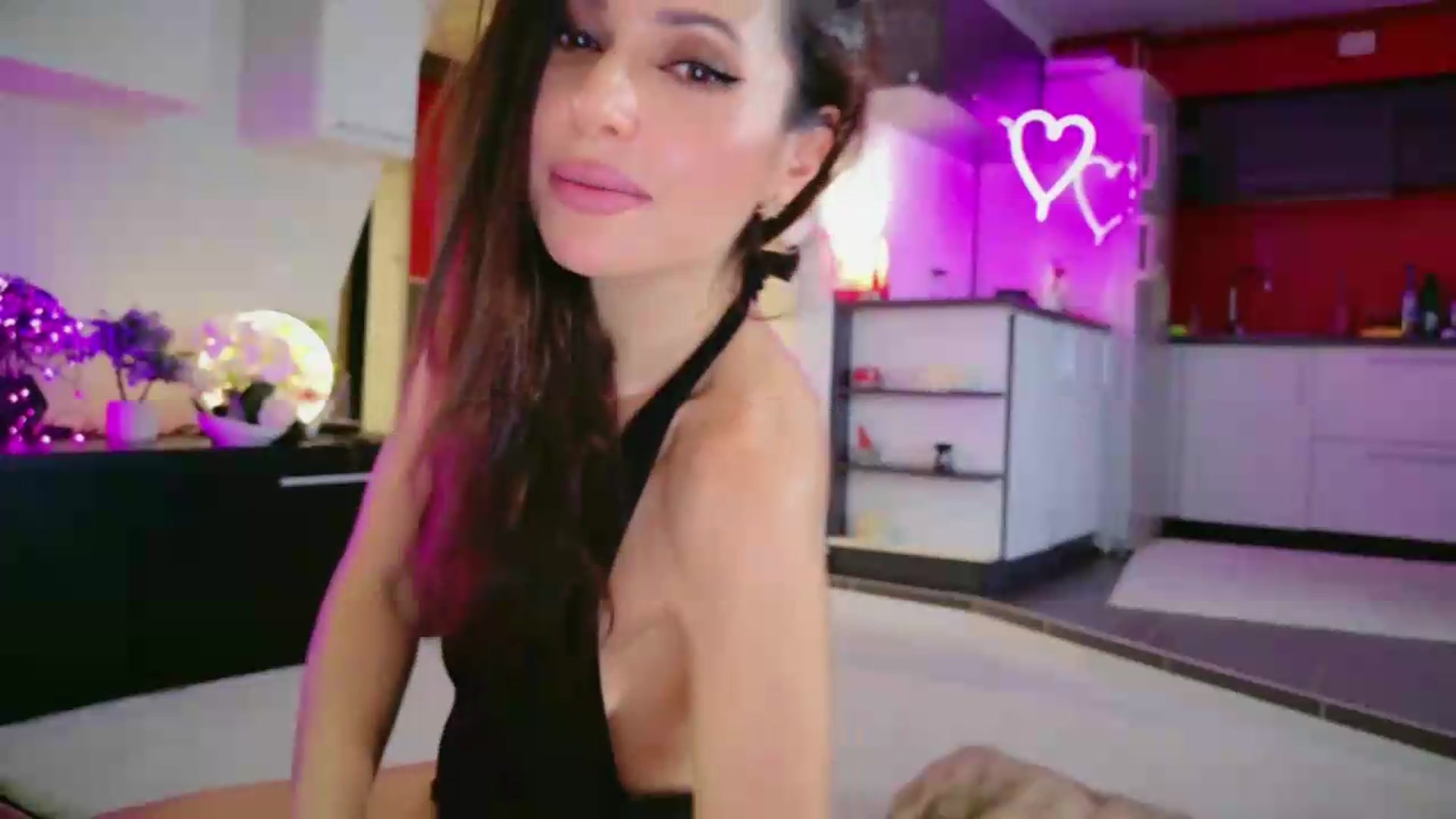 Gallery image thumbnail from SmileyTinaa's myfreecams stream on, 05/22/2026, 23:30 image 20 of 20